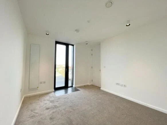 Tirane, jepet me qera apartament 1+1+Ballkon Kati 5, 50 m² 400 € (fusha e aviacionit)
