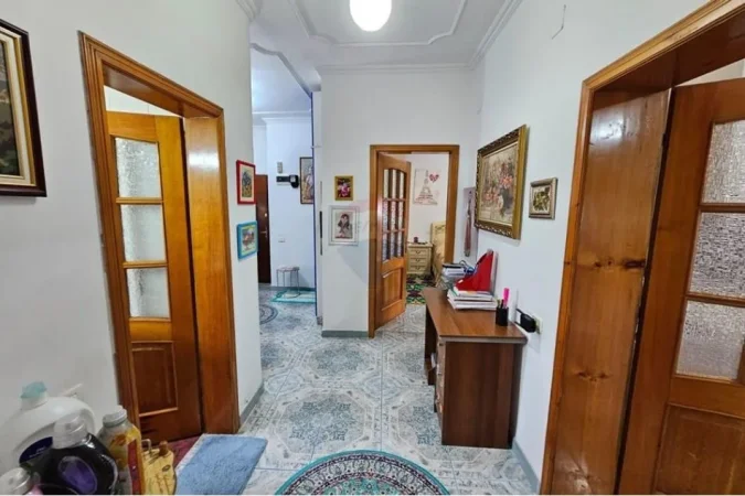 Tirane, shitet 2+1 Kati 5, 90 m² 150000 € (Rruga Mine Peza)