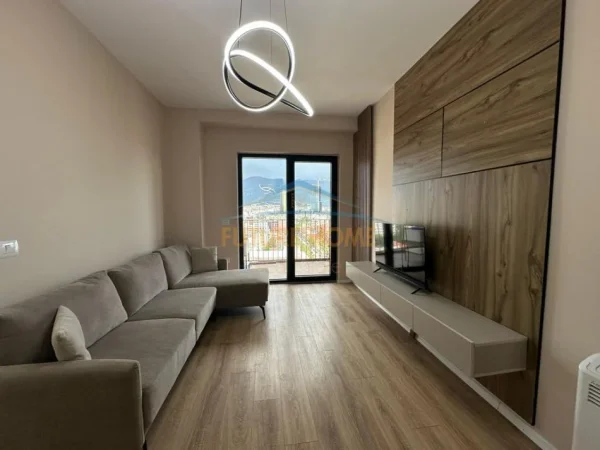 Shitje, Apartament 1+1,Garden Building, Rruga e Kavajes, Tirane !