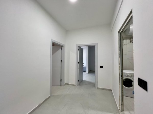 Tirane, jepet me qera apartament 1+1 Kati 2, 50 m² 300 € (Rruga Mihal Grameno)