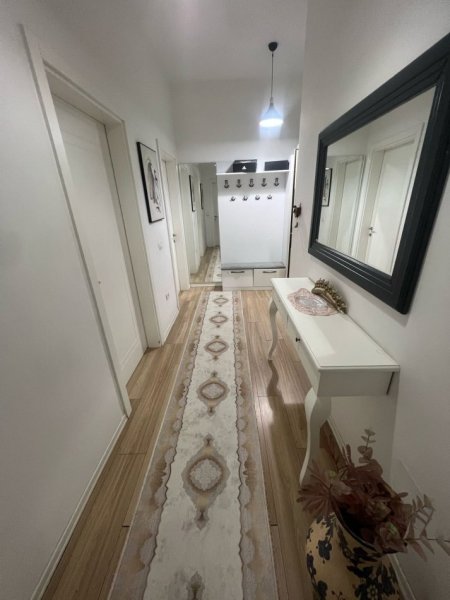 Tirane, jepet me qera apartament 2+1+Ballkon Kati 2, 100 m² 450 € (Prane Casa Italia)