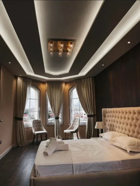 Tirane, jepet me qera hotel Kati 0, 331 m² 3.200 € (Kinostudio)