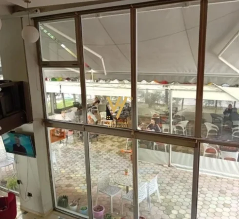 Tirane, shitet bar-kafe Kati 0, 150 m² 135.000 € (PALLATET ÇABEJ,YZBERISHT)