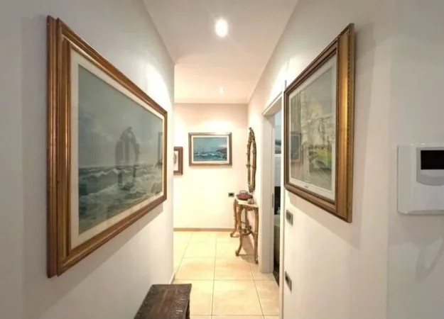 Tirane, shitet apartament 2+1 Kati 7, 114 m² 265.000 € (Rruga kavajes)