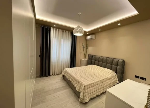 Tirane, jepet me qera apartament 1+1 Kati 1, 90 m² 800 € (Liqeni i thate)