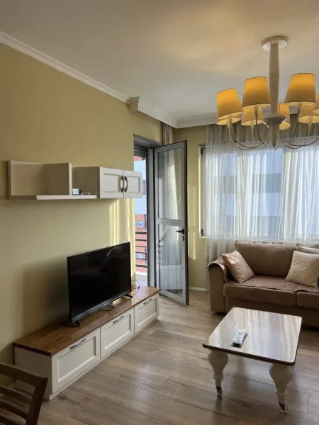 Tirane, jepet me qera apartament 2+1+Ballkon Kati 7, 95 m² 500 € (ASTIR KOMPLEKSI MOLLA)