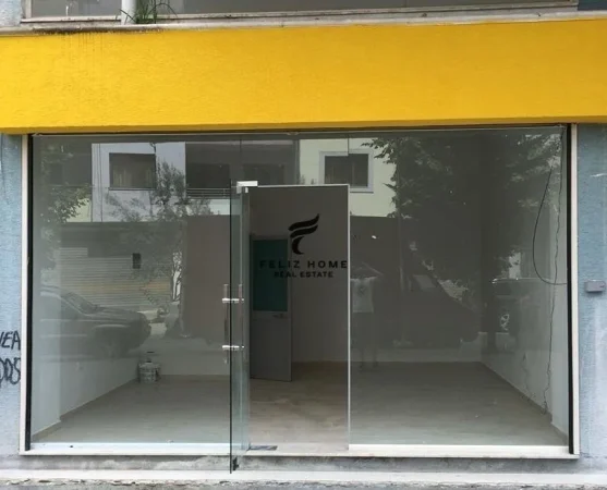 Tirane, shitet dyqan Kati 0, 100 m² 450.000 € (BRRYL)