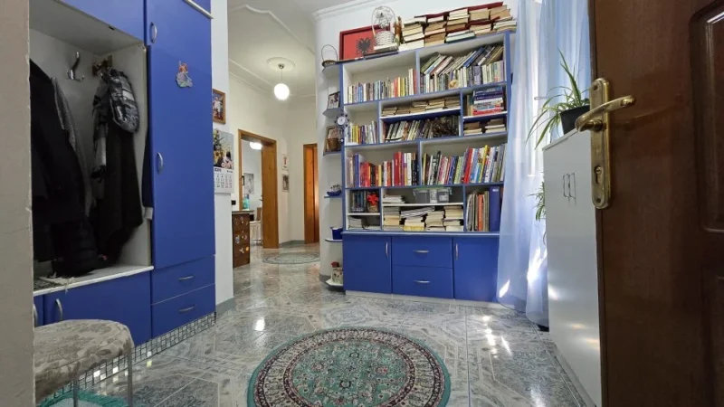 🟡Tirane, shitet apartament 2+1 Kati 6, 90 m² 150.000 € (Prokuroria)
