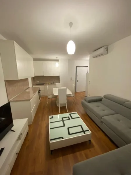 Tirane, jepet me qera apartament 1+1 Kati 2, 70 m² 500 € (Unaza e Re ,Teodor Keko)