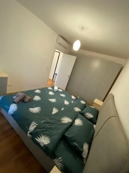 Tirane, jepet me qera apartament 1+1 Kati 2, 70 m² 500 € (Unaza e Re ,Teodor Keko)