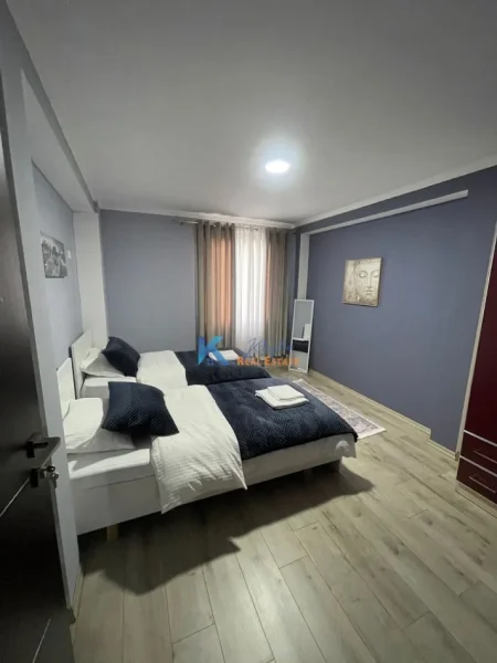 Tirane, jap me qera apartament 2+1 Kati 3, 75 m² (Laprake, afer Spitalit Ushtarak)