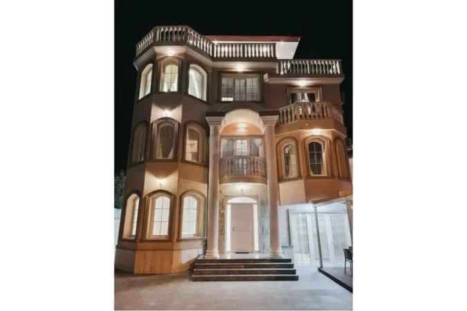 Tirane, jepet me qera hotel Kati 0, 331 m² 3.200 € (Jepet me qira hotel 3-katësh pranë Kinostudios)