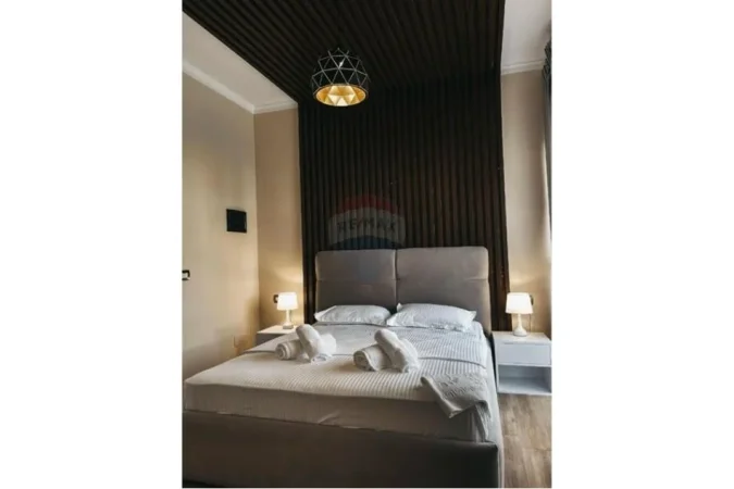 Tirane, jepet me qera hotel Kati 0, 331 m² 3.200 € (Jepet me qira hotel 3-katësh pranë Kinostudios)