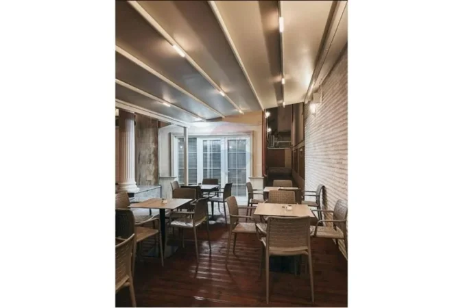 Tirane, jepet me qera hotel Kati 0, 331 m² 3.200 € (Jepet me qira hotel 3-katësh pranë Kinostudios)