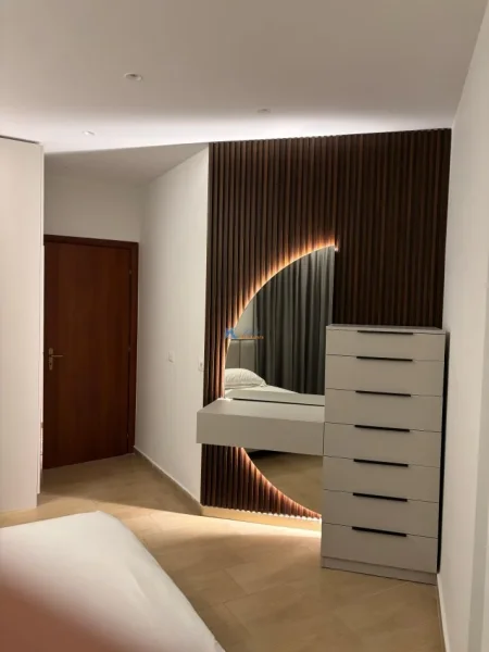 Tirane, jap me qera apartament 1+1+Ballkon Kati 4, 67 m² 800 € (afer Kopshtit Botanik)