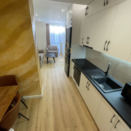 Tirane, jepet me qera apartament 1+1+Ballkon Kati 2, 55 m² 550 € (Bulevardi i Ri)