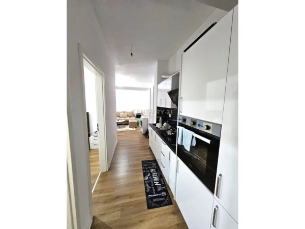 Tirane, shitet apartament 2+1 Kati 1, 73 m² 115.000 € (Ali Demi)