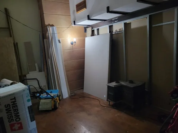 Tirane, jepet me qera ambjent biznesi Kati 0, 800 m² 1.100 € (Fresk)