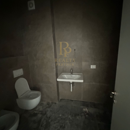 Tirane, jepet me qera zyre Kati 7, 75 m² 650 € (Parku Olimpik)