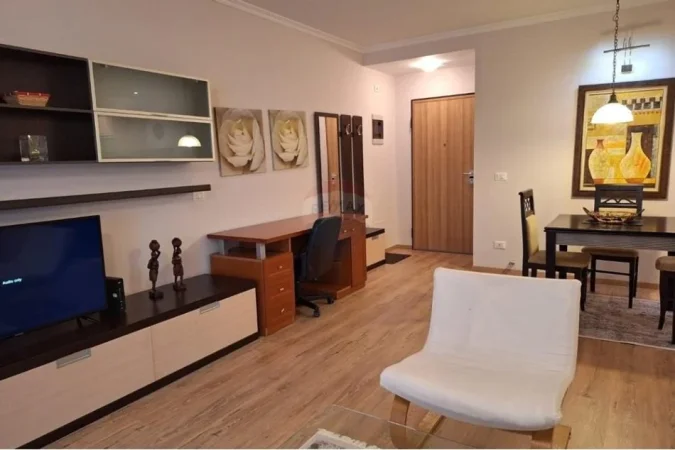 jepet me qera 2+1 Kati 5, 102 m² 850 € (Rruga Sami Frasheri)