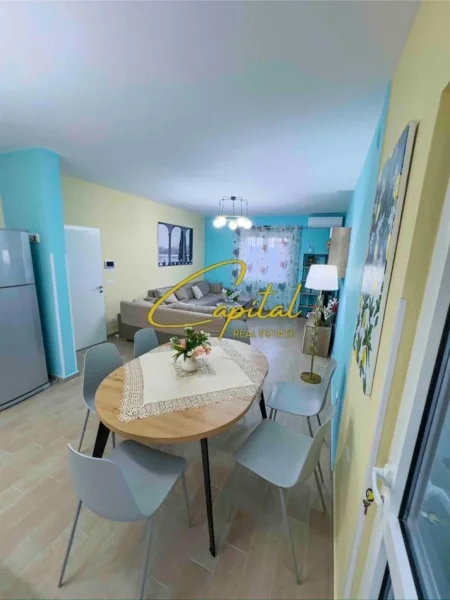 Tirane, jepet me qera Vile 2+1 Kati 2, 170 m² 1.100 € (VILAT GJERMANE)