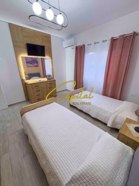 Tirane, jepet me qera Vile 2+1 Kati 2, 170 m² 1.100 € (VILAT GJERMANE)