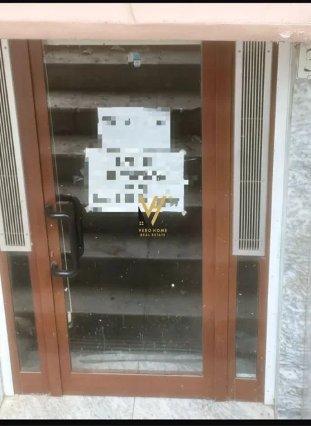 Tirane, jepet me qera magazine Kati -1, 201 m² 450 € (RRUGA HAXHI HYSEN DALLIU)