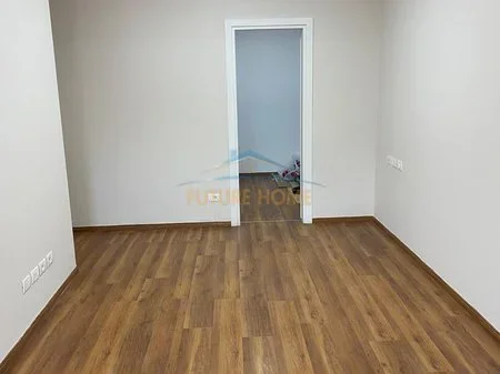 Qera, Ambient Zyre, Zogu I Zi, Tirana Ring Center, Tiranë. AREA52315