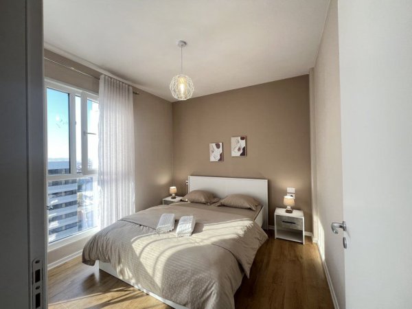 Tirane, jepet me qera apartament 1+1+Ballkon Kati 9, 70 m² 550 € (Don Bosko)