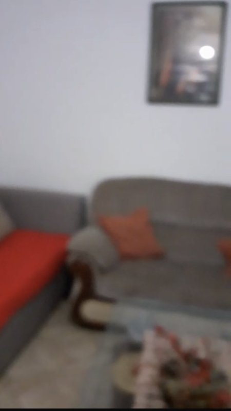 Tirane, jepet me qera shtepi 1+1 Kati 1, 60 m² 270 € (Porcelan)