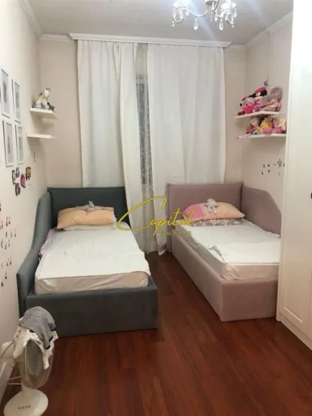 Shqiperi, jepet me qera apartament 2+1 Kati 2, 110 m² 650 € (STACIONI TRENIT)