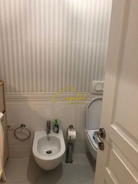 Shqiperi, jepet me qera apartament 2+1 Kati 2, 110 m² 650 € (STACIONI TRENIT)