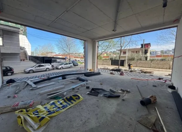 Tirane, shitet Kati 0, 75 m² 208.600 € (Paskuqan, prane Gjimnazit "Isa Boletini")