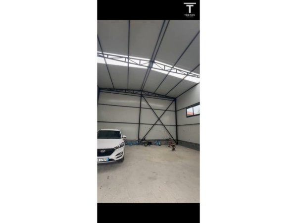 Tirane, jepet me qera ambjent biznesi Kati 0, 200 m² 1.000 € (Babrru, Tiranë, TT 2029)