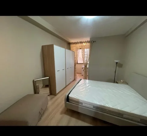 Tirane, jap me qera apartament 1+1+Ballkon Kati 2, 45 m² 500 € (jusuf vrioni)
