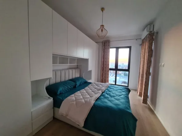 Tirane, jepet me qera apartament 1+1+Ballkon Kati 10, 67 m² 600 € (FARMACIA 10 RRUGA E DIBRES)