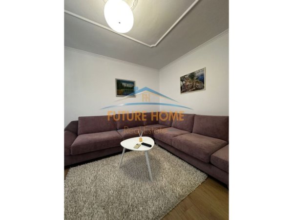 Tirane, jepet me qera apartament 1+1 Kati 2, 60 m² 600 € (rr. Myslym Shyri)