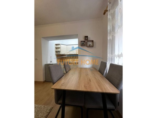Tirane, jepet me qera apartament 1+1 Kati 2, 60 m² 600 € (rr. Myslym Shyri)