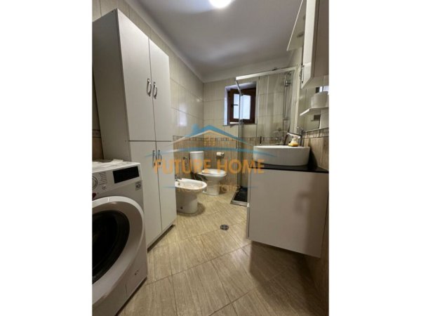 Tirane, jepet me qera apartament 1+1 Kati 2, 60 m² 600 € (rr. Myslym Shyri)