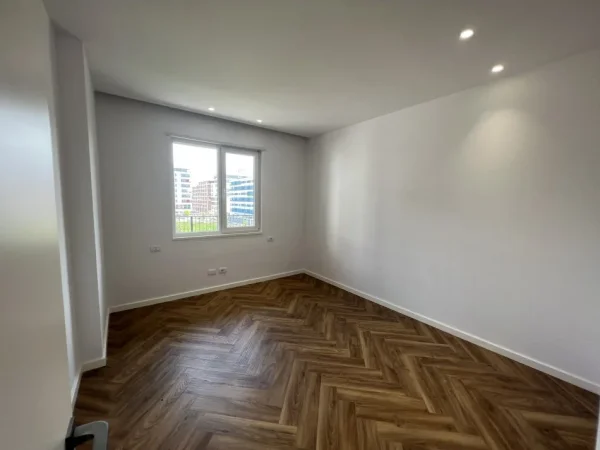 Tirane, shitet apartament 2+1+Ballkon Kati 3, 97 m² 128.000 € (Gryka e Kaçanikut)