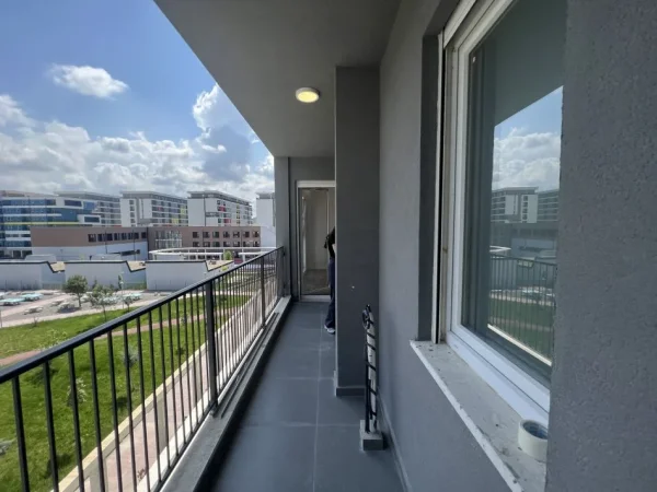 Tirane, shitet apartament 2+1+Ballkon Kati 3, 97 m² 128.000 € (Gryka e Kaçanikut)