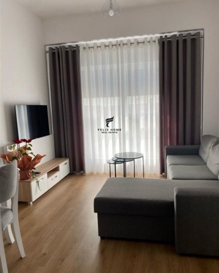 Tirane, jepet me qera apartament 2+1+Ballkon Kati 3, 70 m² 500 € (ALI DEMI)