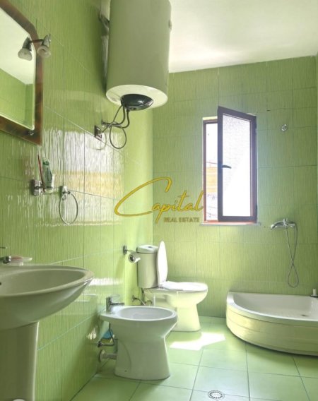 Tirane, jepet me qera apartament 2+1 Kati 2, 105 m² 430 € (RRUGA JORDAN MISJA)