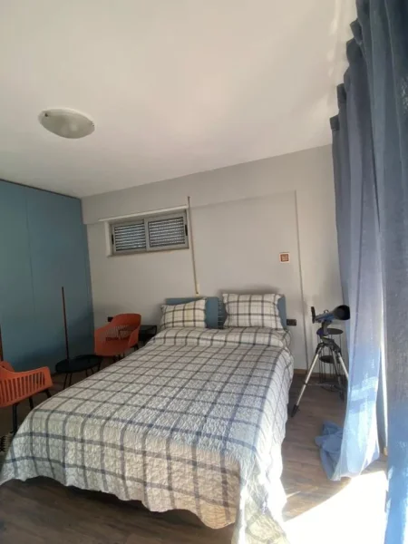 Tirane, jepet me qera apartament 2+1 Kati 5, 120 m² (Rruga Hoxha Tahsim)