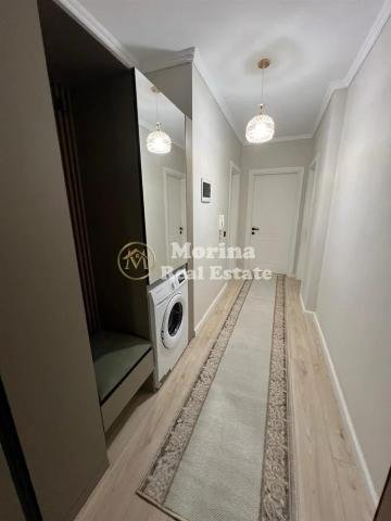 Tirane, jepet me qera apartament 1+1 Kati 4, 80 m² 600 € (Zogu i Zi)