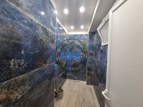 Durres, shitet apartament 2+1+Ballkon Kati 5, 83 m² 95.000 € (Stacioni i Trenit)