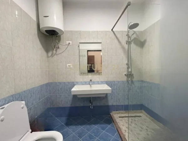 Tirane, shitet apartament 2+1 Kati 10, 70 m² 120.000 € (Don Bosko)