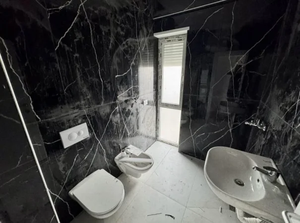 Tirane, jepet me qera apartament 2+1+Ballkon Kati 6, 98 m² 400 € (Dritan Hoxha)