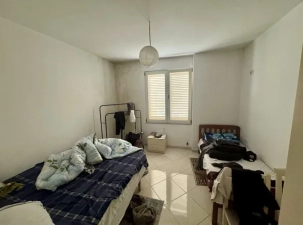 Tirane, shitet apartament 1+1+Ballkon Kati 3, 84 m² 110.000 € (Konferenca e Pezes)