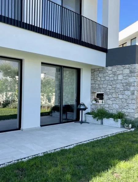 Tirane, SHITET SUPER VILE LUKSOZE 3-Katshe, 500 m² 2.200.000 € (Rruga Panorama e Liqenit)